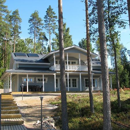 Lomapesä Cottages Pertunmaa Chambre photo