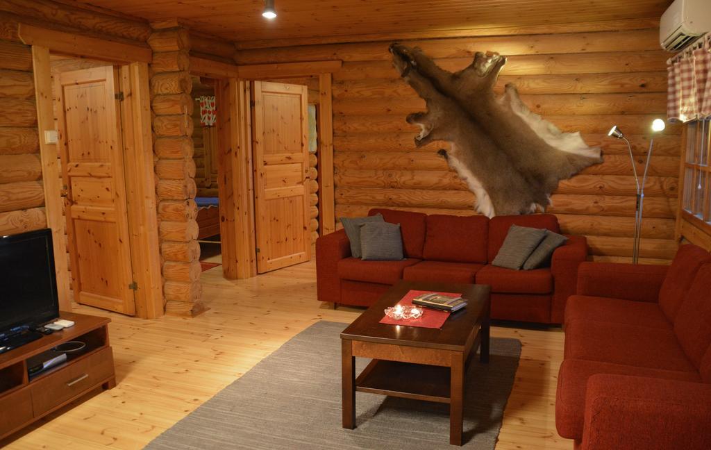 Lomapesä Cottages Pertunmaa Chambre photo