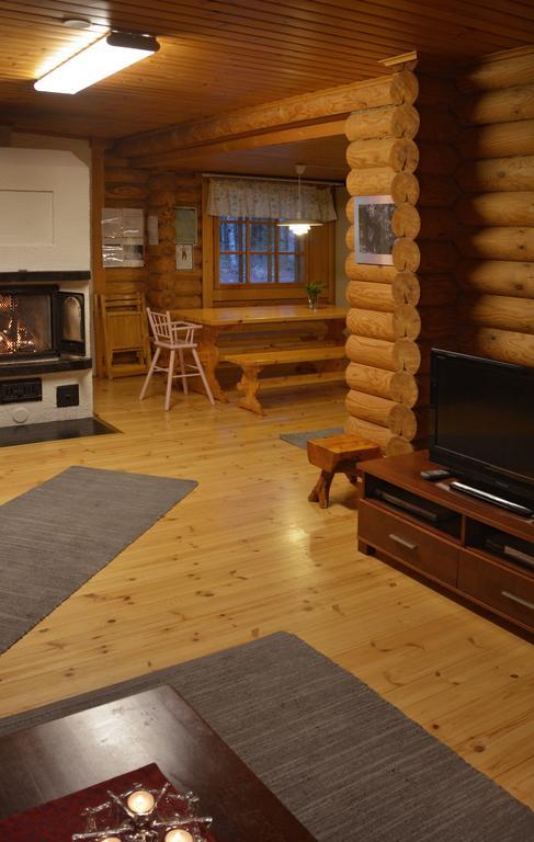 Lomapesä Cottages Pertunmaa Chambre photo