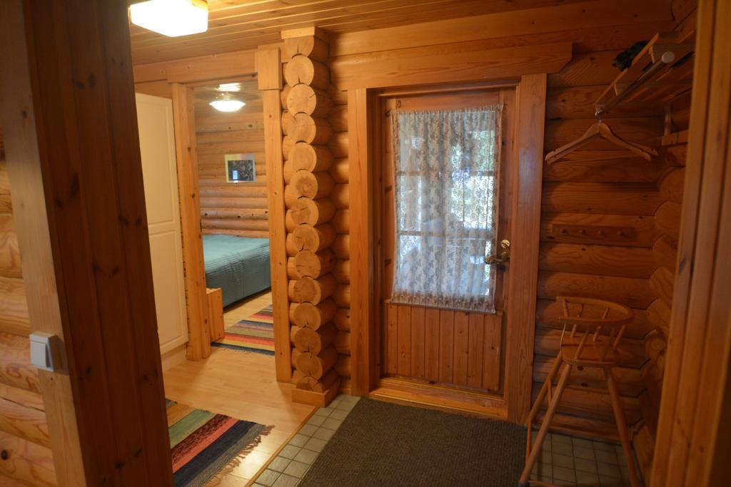 Lomapesä Cottages Pertunmaa Chambre photo