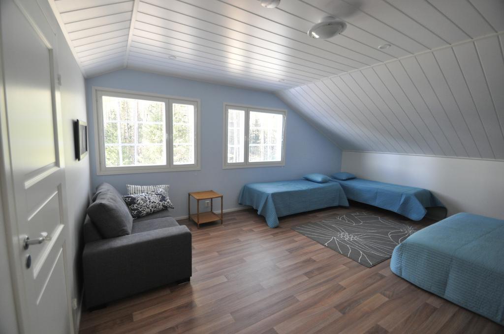 Lomapesä Cottages Pertunmaa Chambre photo